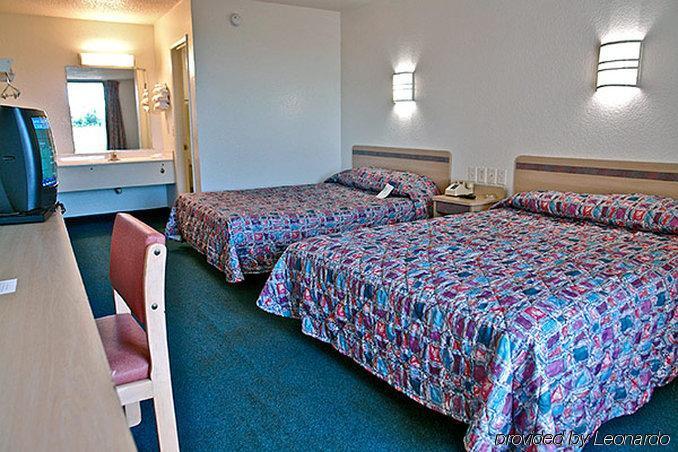 Motel 6 Huntsville - Madison Zewnętrze zdjęcie