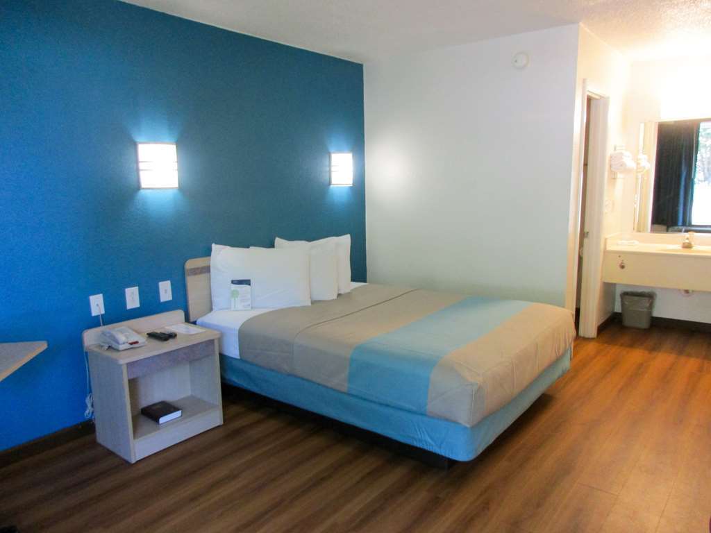 Motel 6 Huntsville - Madison Pokój zdjęcie
