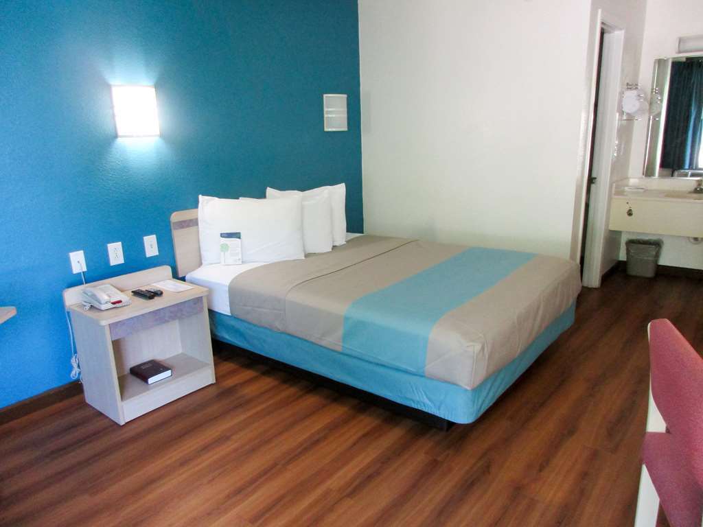 Motel 6 Huntsville - Madison Pokój zdjęcie